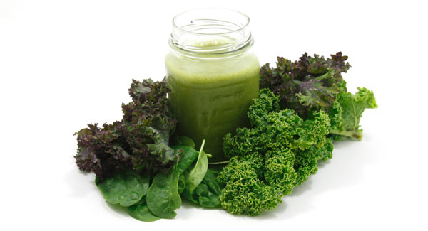 Green Spinach and Kale Smoothie